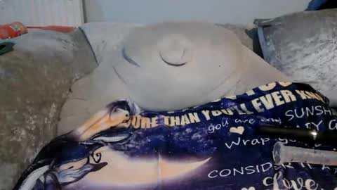 Snapshot of curvybbwqueen chatting on 09-27-25, 10:48 curvybbwqueen online show from 09-27-25, 10:48