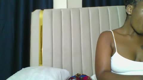 Snapshot of curvybootyj chatting on 01-24-25, 05:53 CuteJJudy online show from 01-24-25, 05:53
