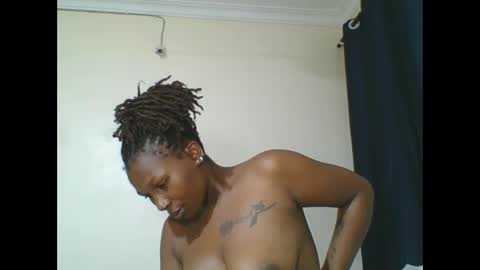 Snapshot of curvybootyj chatting on 01-29-25, 10:22 CuteJJudy online show from 01-29-25, 10:22