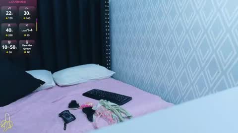 Snapshot of curvybuffgirl chatting on 05-01-26, 07:29 Michel online show from 05-01-26, 07:29