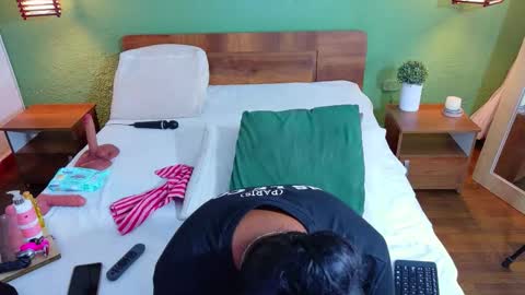 Danna online show from 03-02-26, 01:40