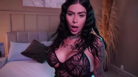 Snapshot of curvyliciouss chatting on 07-10-26, 07:27 Samantha online show from 07-10-26, 07:27