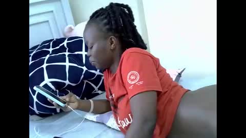 curvynubian online show from 06-02-26, 08:27