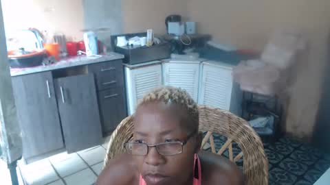 curvypear76x online show from 12-09-24, 02:06