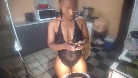 curvypear76x online show from 10-25-25, 11:07