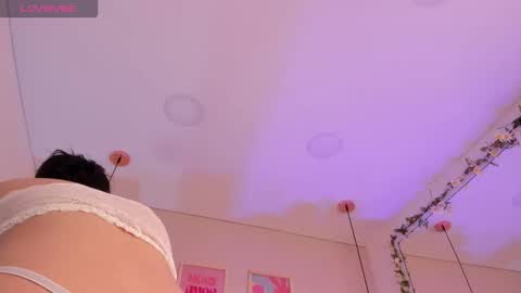 Snapshot of cute__cherry_ chatting on 11-14-25, 09:24 Amber online show from 11-14-25, 09:24