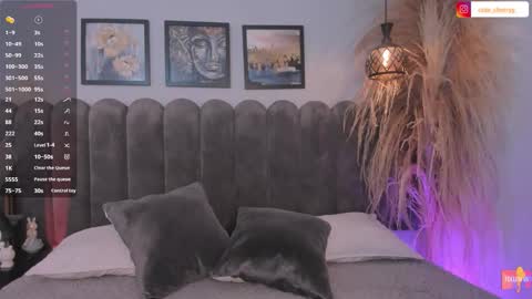 Amber  online show from 03-18-26, 08:45