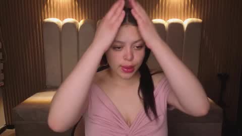 cute_angel_1 online show from 01-17-26, 02:38