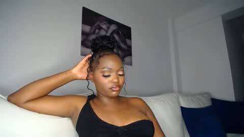 Liya online show from 03-06-25, 03:35