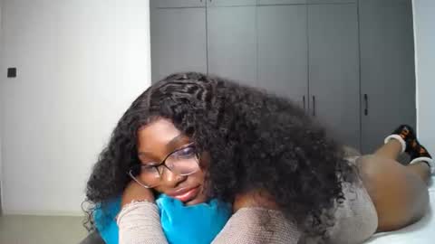 Liya online show from 07-11-26, 03:20