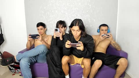 Snapshot of cute_boys18 chatting on 01-29-25, 08:04 ARTURO-18 MATIAS-18 NIKOLAY-19 HADES-18 GABO-19 online show from 01-29-25, 08:04