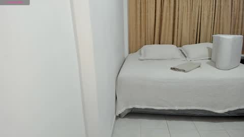 Sara online show from 01-01-25, 05:22