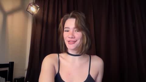 Snapshot of cute_bubbles chatting on 10-26-25, 07:53 cute_bubbles online show from 10-26-25, 07:53