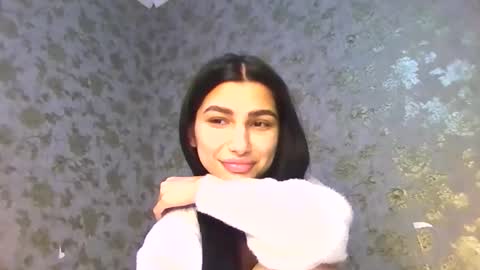 Snapshot of cute_cherry007 chatting on 06-05-26, 08:25 Cherry girl online show from 06-05-26, 08:25