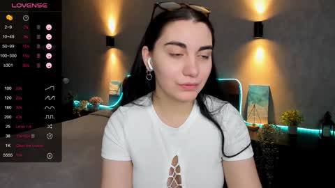 Hanna online show from 02-06-25, 02:22