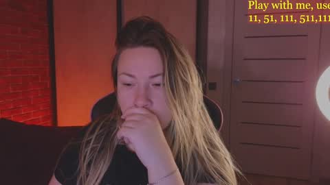 Everyday stream in the same time online show from 01-10-25, 01:10