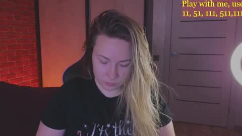 Everyday stream in the same time online show from 01-12-25, 04:52