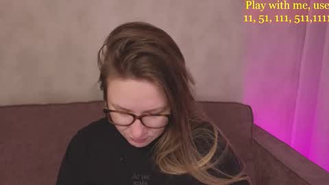 Everyday stream in the same time online show from 10-19-25, 03:40