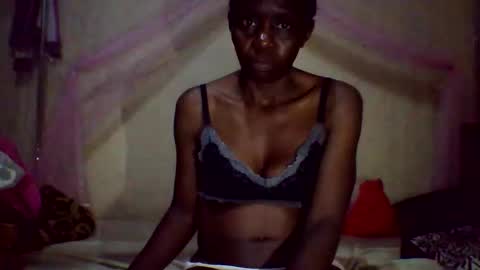 cute_divah4 online show from 10-13-25, 04:51