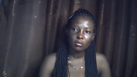 cute_emmy1 online show from 10-28-25, 02:37