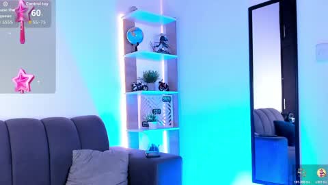 Cute horny1 online show from 03-17-26, 11:35