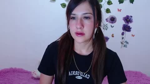 Snapshot of cute_isaa chatting on 04-22-26, 11:17 Isabella online show from 04-22-26, 11:17