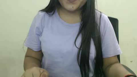 Snapshot of cute_kavya chatting on 10-05-25, 08:23 cute_kavya online show from 10-05-25, 08:23
