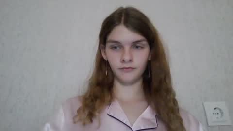 cute_kitte online show from 12-15-24, 06:48