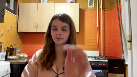 cute_kitte online show from 02-24-25, 09:20