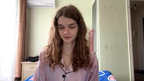 cute_kitte online show from 10-08-25, 06:22