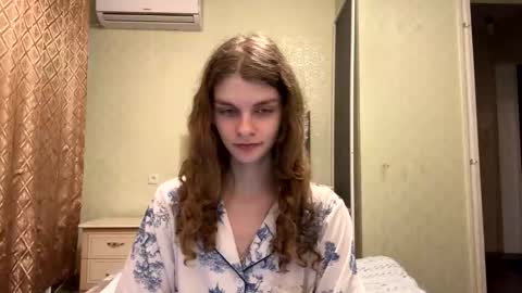 cute_kitte online show from 12-02-25, 07:20