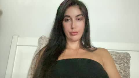 cute_kriss94 online show from 07-04-26, 08:48