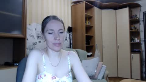 Snapshot of cute_lion_ chatting on 06-26-26, 08:35 cute_lion_ online show from 06-26-26, 08:35