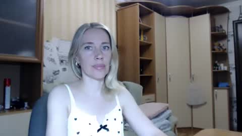 Snapshot of cute_lion_ chatting on 07-15-26, 07:41 cute_lion_ online show from 07-15-26, 07:41