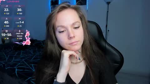 Emily online show from 11-05-25, 04:23