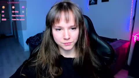 Snapshot of cute_little_ass chatting on 05-26-26, 03:19 Emily online show from 05-26-26, 03:19