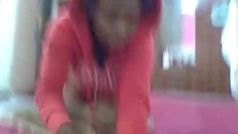 cute_lizah online show from 10-14-25, 11:11