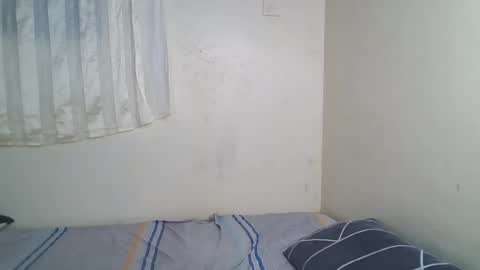 Snapshot of cute_messy chatting on 06-18-26, 06:24 cute messy online show from 06-18-26, 06:24