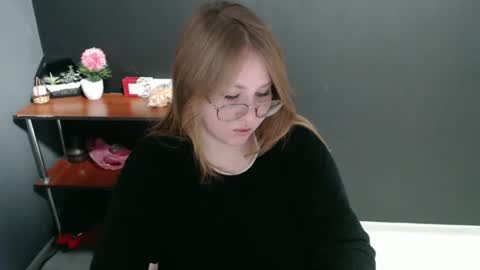 Veronica online show from 12-06-24, 11:22