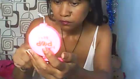 Snapshot of cute_moll chatting on 02-07-26, 11:03 murielle online show from 02-07-26, 11:03