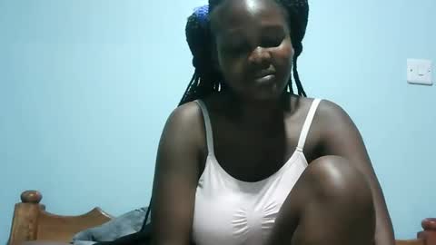 Snapshot of cute_roxie chatting on 02-15-25, 09:15 cute_roxie online show from 02-15-25, 09:15