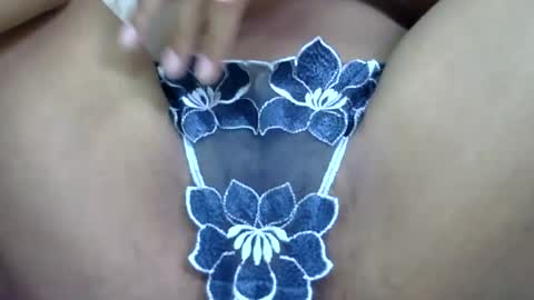 Snapshot of cute_ruhii chatting on 06-25-26, 05:34 ruhi online show from 06-25-26, 05:34
