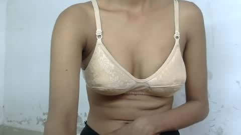 Snapshot of cute_ruhii chatting on 06-29-26, 03:35 ruhi online show from 06-29-26, 03:35
