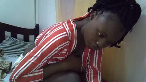 cute_savanna online show from 02-07-25, 03:01