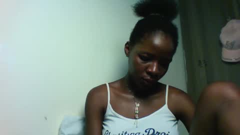 Snapshot of cute_sexy3 chatting on 01-18-25, 07:17 SHARON online show from 01-18-25, 07:17