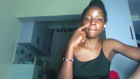 Snapshot of cute_sexy3 chatting on 06-30-26, 10:00 SHARON online show from 06-30-26, 10:00