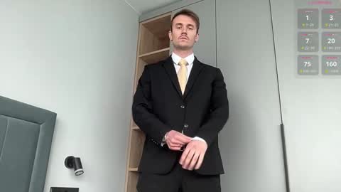 cute_skywalker online show from 09-16-25, 07:53