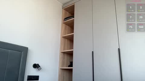 cute_skywalker online show from 09-30-25, 09:36