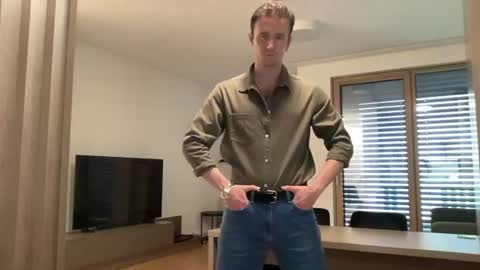 Snapshot of cute_skywalker chatting on 07-08-26, 03:38 cute_skywalker online show from 07-08-26, 03:38