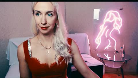 cute_smile_shy online show from 09-14-25, 05:50